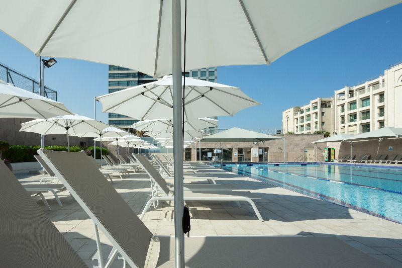 Aparthotel Okeanos On The Beach Herzliya Bagian luar foto