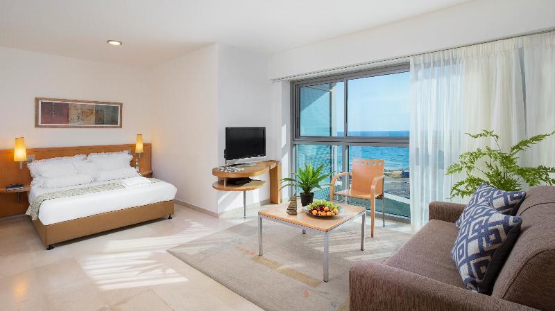 Aparthotel Okeanos On The Beach Herzliya Bagian luar foto